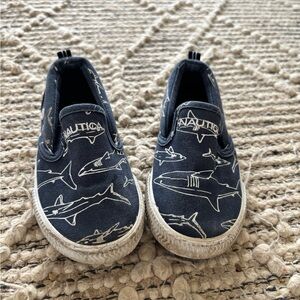 Nautica Kids Navy Slip-On Sneakers with White Shark Print size 7